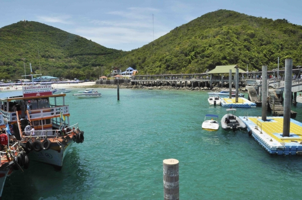 Zdjęcie z Tajlandii - Port na Koh Larn