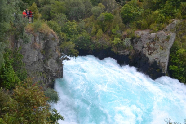 Zdjęcie z Nowej Zelandii - Wodospad Huka Falls, ekipa w prawym gornym rogu :)