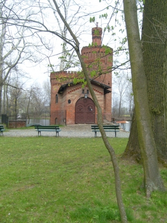 Zdjęcie z Polski - Stacja pomp nad Jeziorem Wilanowskim