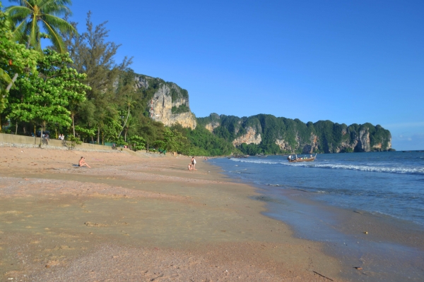 Zdjęcie z Tajlandii - Plaza w Ao Nang