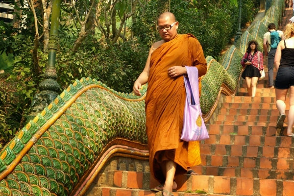 Zdjęcie z Tajlandii - schody do Wat Doi Suthep