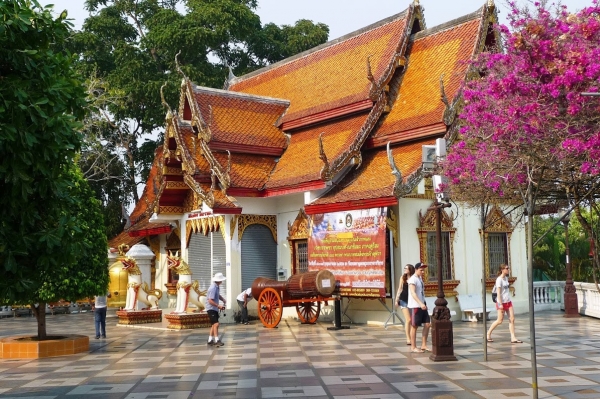 Zdjęcie z Tajlandii - Wat Doi Suthep- przepiękny kompleks Światynny z XII wieku