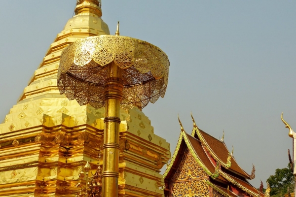 Zdjęcie z Tajlandii - Wat Doi Suthep- główny czedi z relikwami Buddy