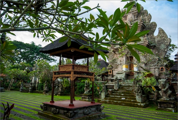 Zdjęcie z Indonezji - Pura Desa Ubud