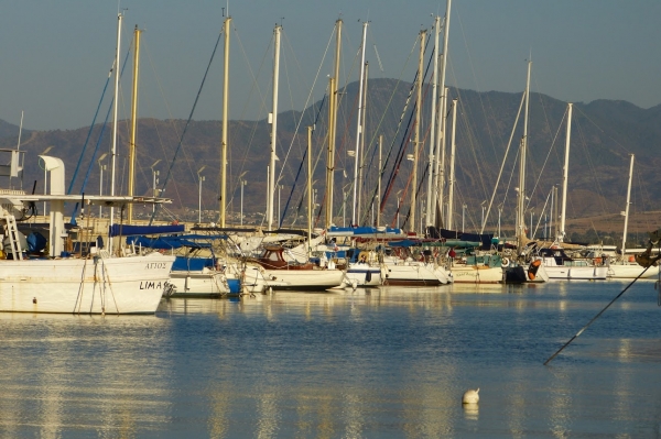 Zdjęcie z Cypru - urokliwe, nadmorskie Porto Latchi nad zatoką Chrysochou