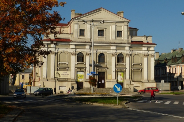 Zdjęcie z Polski - Zamość,piękny kościół Franciszkanów szukający funduszy na rewitalizację