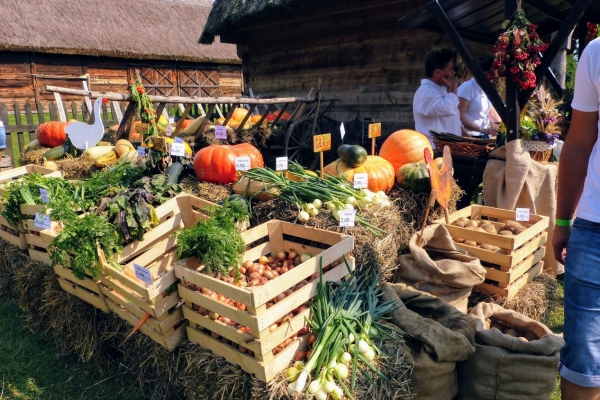 Zdjęcie z Polski - uwielbiam takie kolorowe stragany 