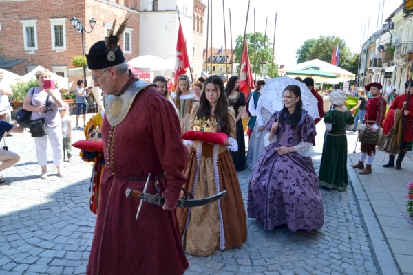 Zdjęcie z Polski - Orszak krolowej Bony