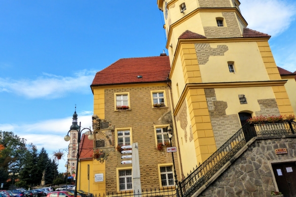 Zdjęcie z Polski - Ratusz w ujęciu bocznym