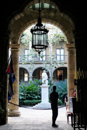 Zdjęcie z Kuby - przy Plaza de Armas