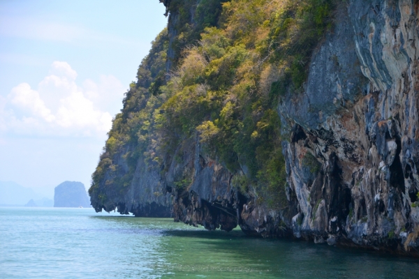 Zdjęcie z Tajlandii - Charakterystyczne skaliste wyspy Zatoki Phang-nga