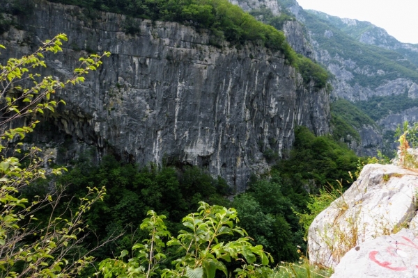 Zdjęcie z Czarnogóry - przed nami kolejne miejsce, gdzie zatrzymujemy się, żeby popodziwiać kolejny kanion