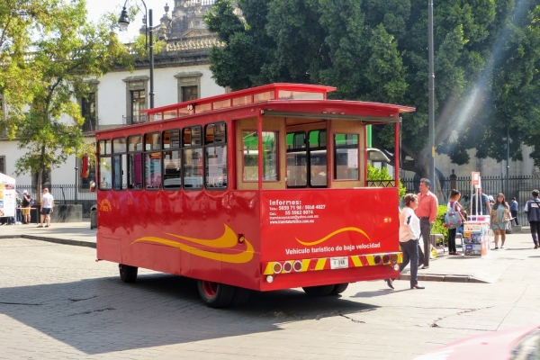 Zdjęcie z Meksyku - wspaniałe stare tramwaje konne - zawsze dodają kolorytu...