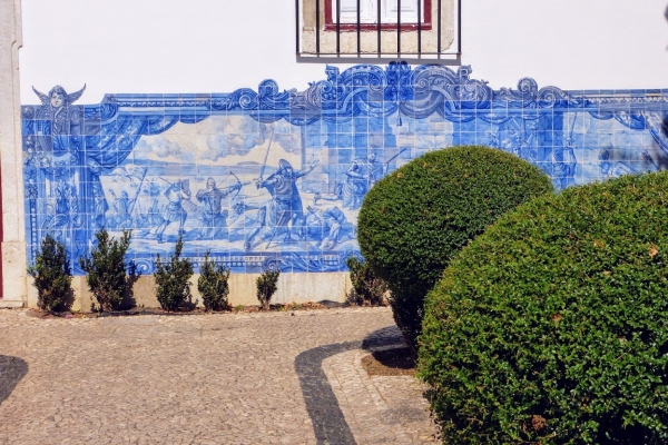 Zdjęcie z Portugalii - Azulejos to popularna dla płw. iberyjskiego forma artystyczna, którą tworzą kolorowe ceramiczne