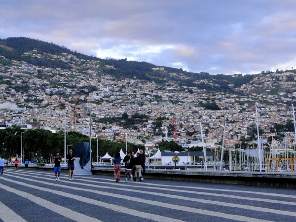 Zdjęcie z Portugalii - Do centrum Funchal wrócimy jutro - na zwiedzanie z grupą.