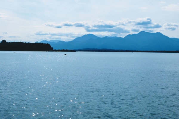 Zdjęcie z Niemiec - rejs statkiem na wyspę Herrenchiemsee (Wyspa Panów) po jeziorze Chiemsee