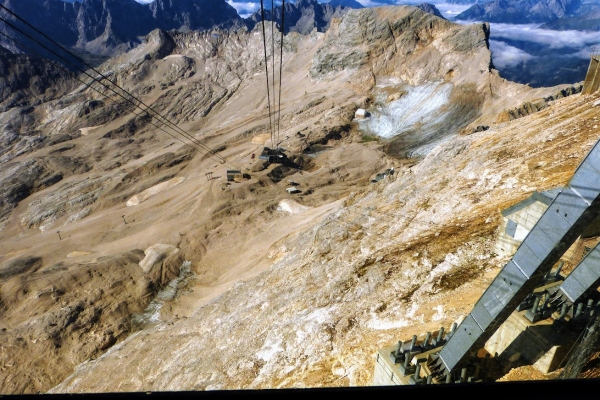 Zdjęcie z Niemiec - po godzinie ochów i achów na szczycie Zugspitze, zjeżdżamy sobie niżej...