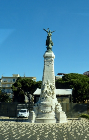 Zdjęcie z Francji - Pomnik Stulecia - upamiętniający  zjednoczenie Nicei z Francją w 1793 r. 