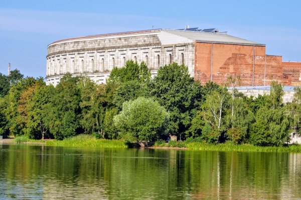 Zdjęcie z Niemiec - Hitler budową tej Hali pokonał wielkością nawet rzymskie Koloseum! 