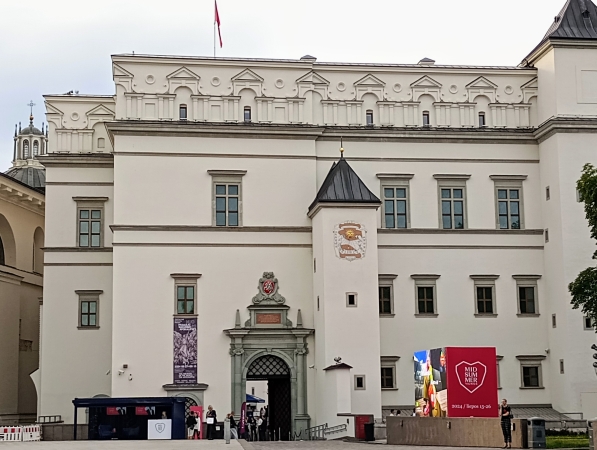 Zdjęcie z Litwy - rekonstrukcja zamku dolnego (w 2000 roku tego zamku  zupełnie tu jeszcze nie było :)) 