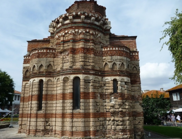 Zdjęcie z Bułgarii - Cerkiew Chrystusa Pantokratora bywa wiązana z fundacją cara Iwana Aleksandra, bowiem 