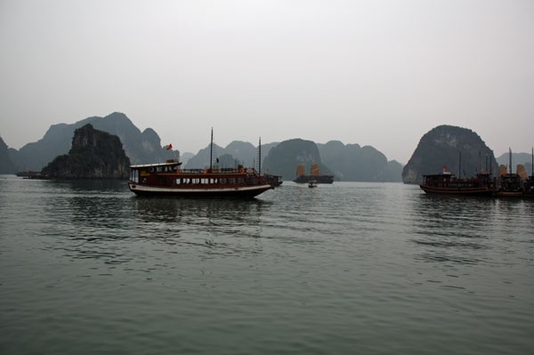 Zdjęcie z Wietnamu - halong bay