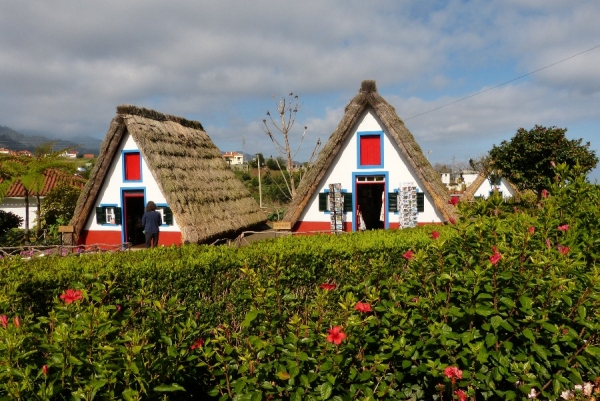 Zdjęcie z Portugalii - palheiros w Santanie