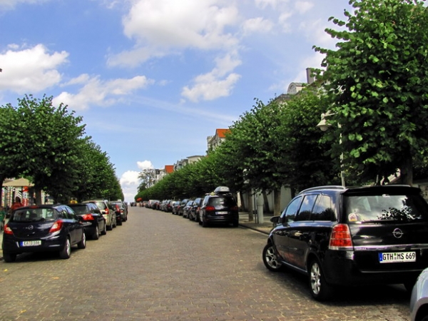 Zdjęcie z Niemiec - Tłok na Wilhelmstrasse.