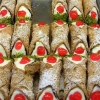 Zdjęcie z Włoch - cannoli siciliani- typowo sycylijskie słodkie małe rurki z kremem z serka ricotta