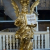 Zdjęcie z Polski - detale ambony - anioł o wyraźnie męskiej twarzy