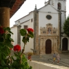 Zdjęcie z Portugalii - przy Placu Miejskim stoi najważniejszy kościół -  Santa Maria