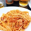 Zdjęcie z Włoch - idziemy na jedzonko; zamawiamy spagetti frutti di mare, ale jak kelner przyniósł danie, to na 